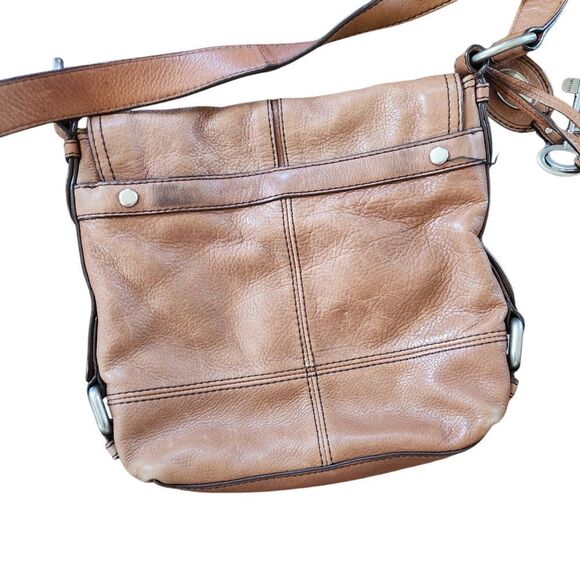 Fossil Leather Handbag Purse Messenger Brown Flap Shoulder Heavy Hardware - Picture 10 of 11